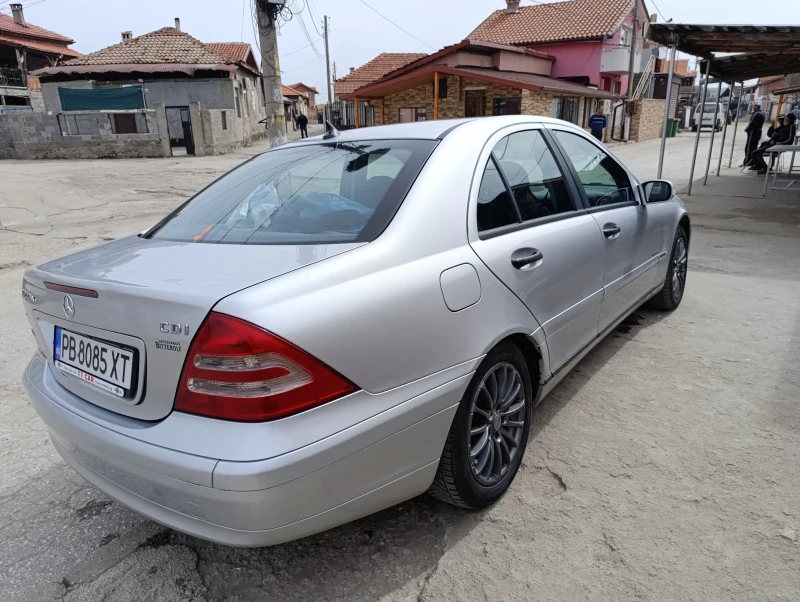 Mercedes-Benz C 200, снимка 7 - Автомобили и джипове - 49506761