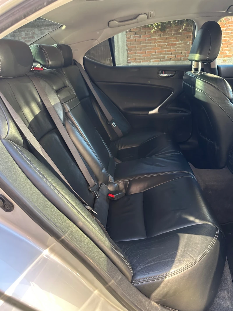 Lexus IS 220d Facelift, НАВИГАЦИЯ+ ПОДГРЕВ, 2009, снимка 13 - Автомобили и джипове - 51254968