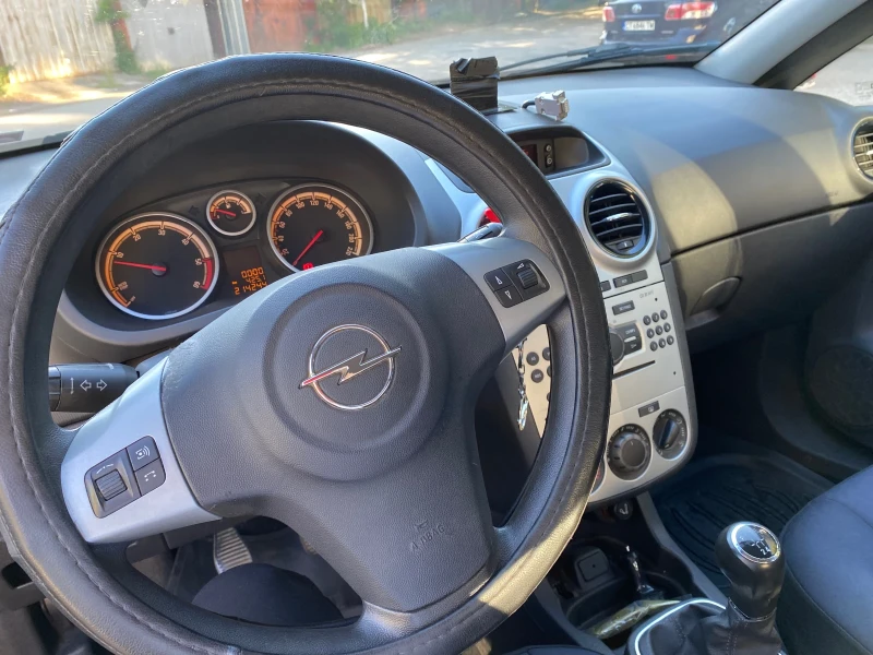 Opel Corsa 1.3CDTI, снимка 6 - Автомобили и джипове - 52658525