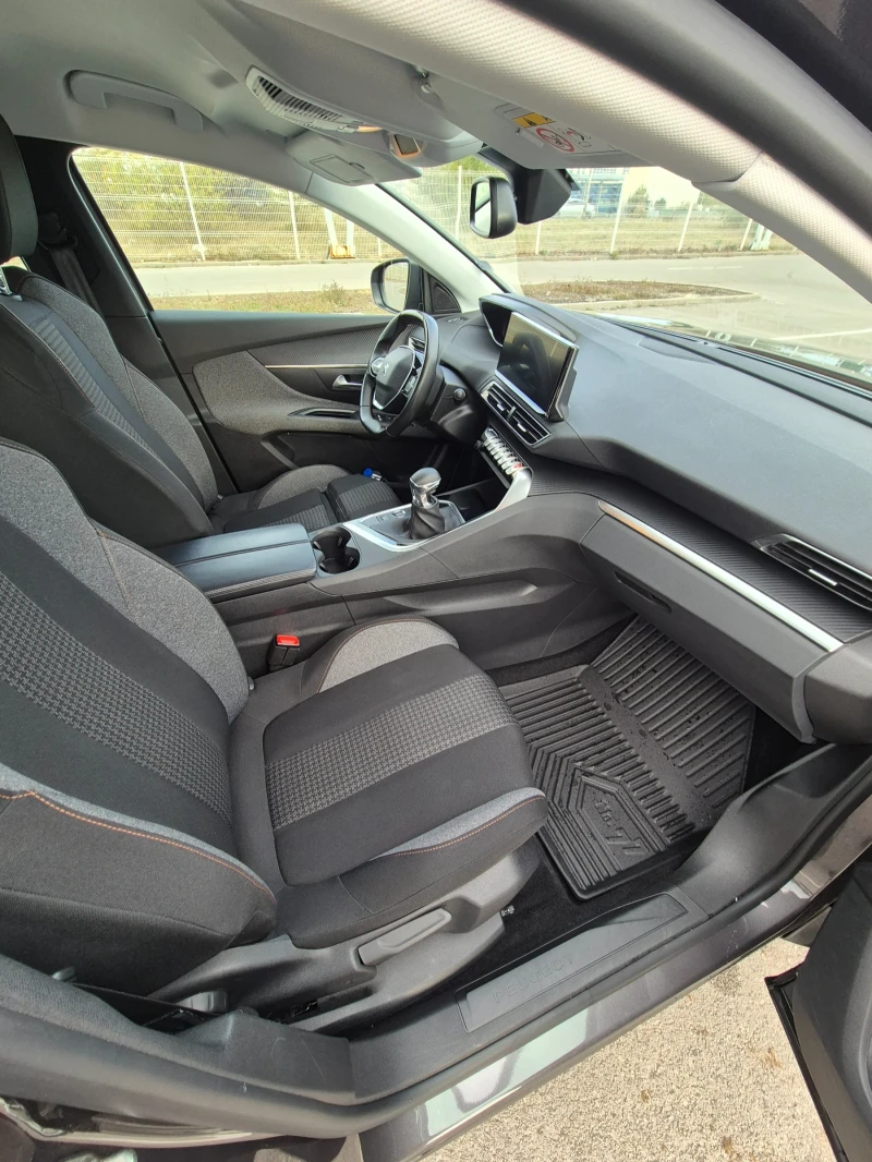 Peugeot 5008 1.2 Active Business,  130 к.с., 6 ск., 7 места, снимка 9 - Автомобили и джипове - 52037481