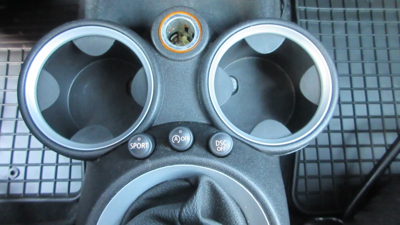 Mini Cooper s R56 - N14B16A, снимка 16 - Автомобили и джипове - 52076602