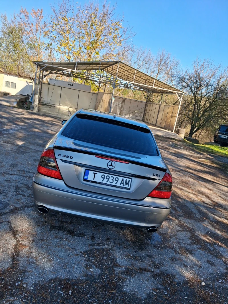 Mercedes-Benz E 320, снимка 7 - Автомобили и джипове - 52415580