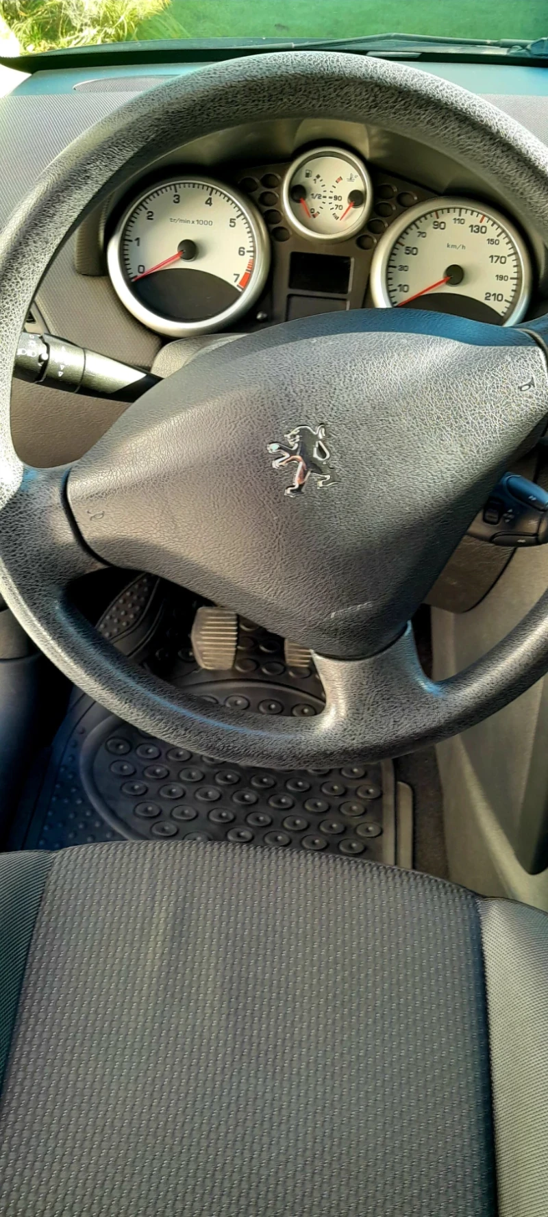 Peugeot 207, снимка 6 - Автомобили и джипове - 52442942