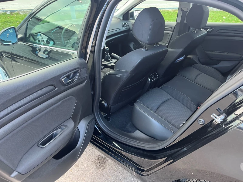 Renault Megane 1.5dci EURO6 NAVI LED, снимка 12 - Автомобили и джипове - 52770258