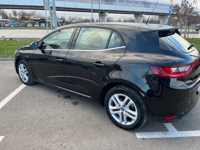 Renault Megane 1.5dci EURO6 NAVI LED, снимка 4 - Автомобили и джипове - 52770258