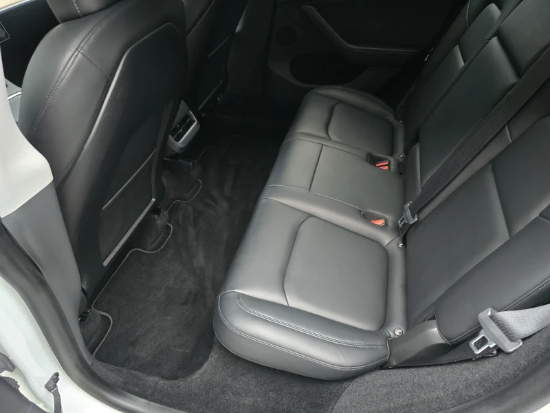 Tesla Model Y SR LFP Гаранция EU | 2комп. Джантi, снимка 6 - Автомобили и джипове - 53376915