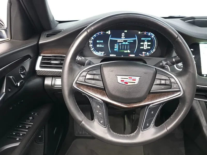 Cadillac CT6, снимка 13 - Автомобили и джипове - 54462250