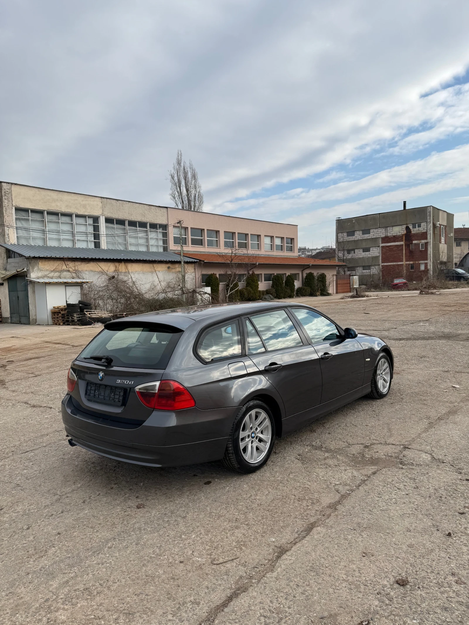 BMW 320 320  - изображение 6