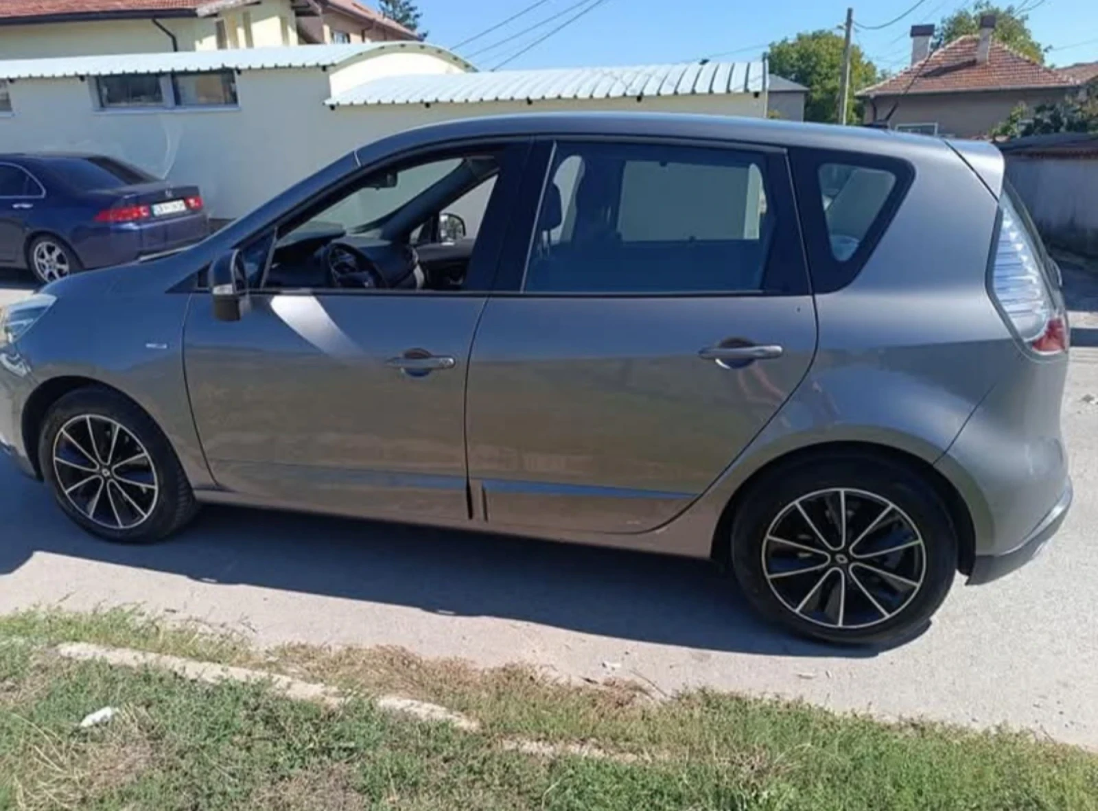 Renault Scenic  - изображение 2