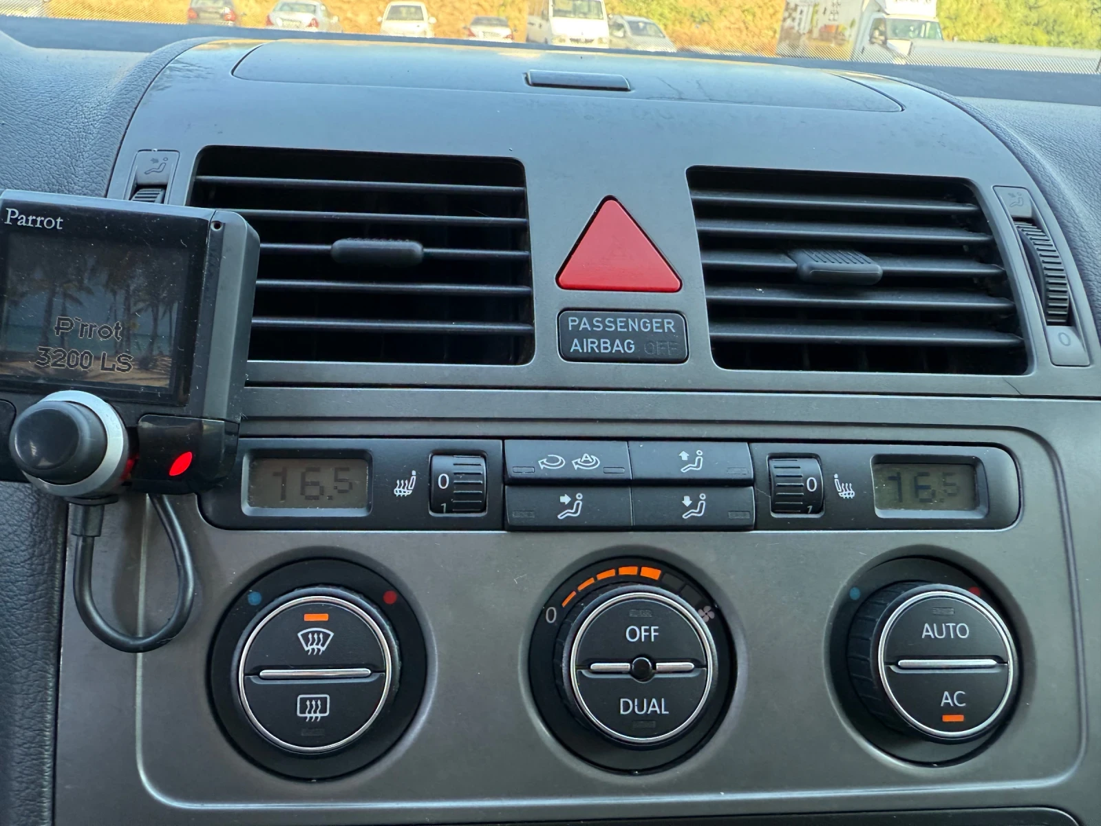 VW Touran /  // | Mobile.bg   16