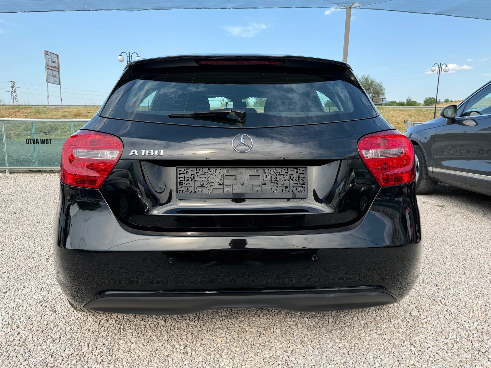 Mercedes-Benz A 180 1.6i, Евро6,  - изображение 5