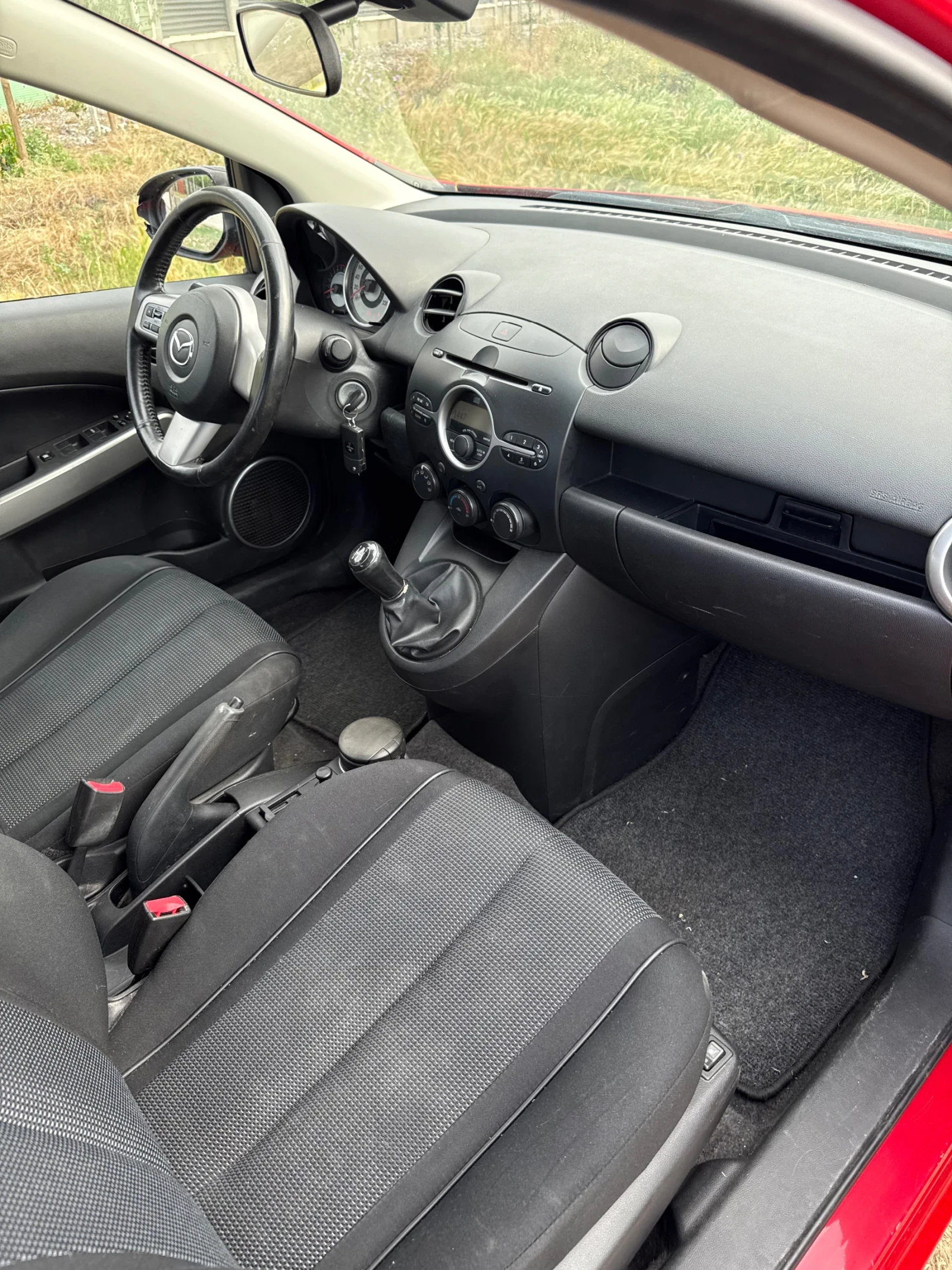 Mazda 2  - изображение 9