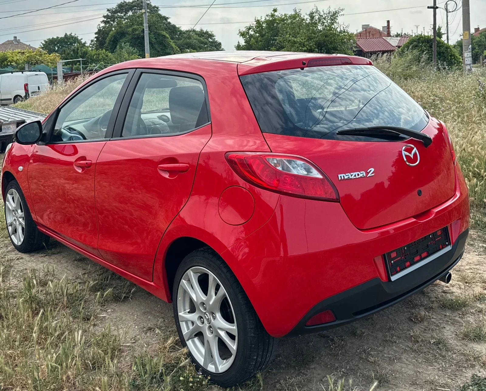Mazda 2  - изображение 6