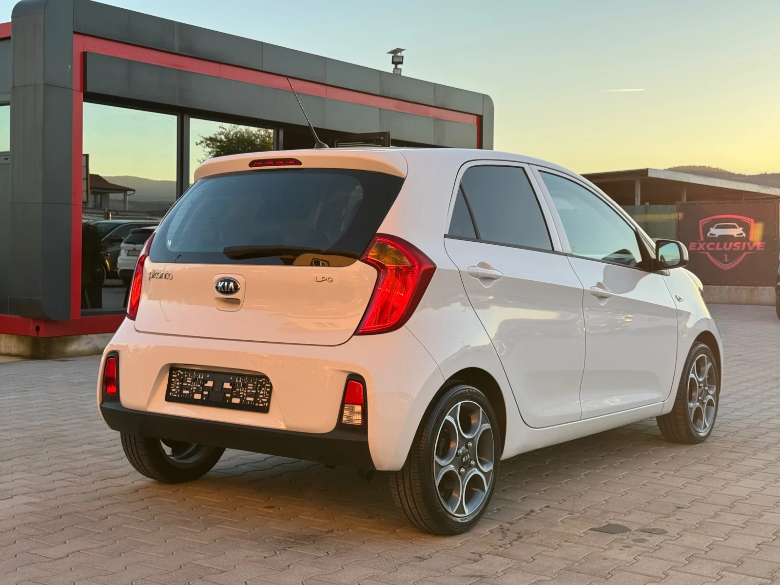 Kia Picanto 1.0i EURO-6 LPG - изображение 5