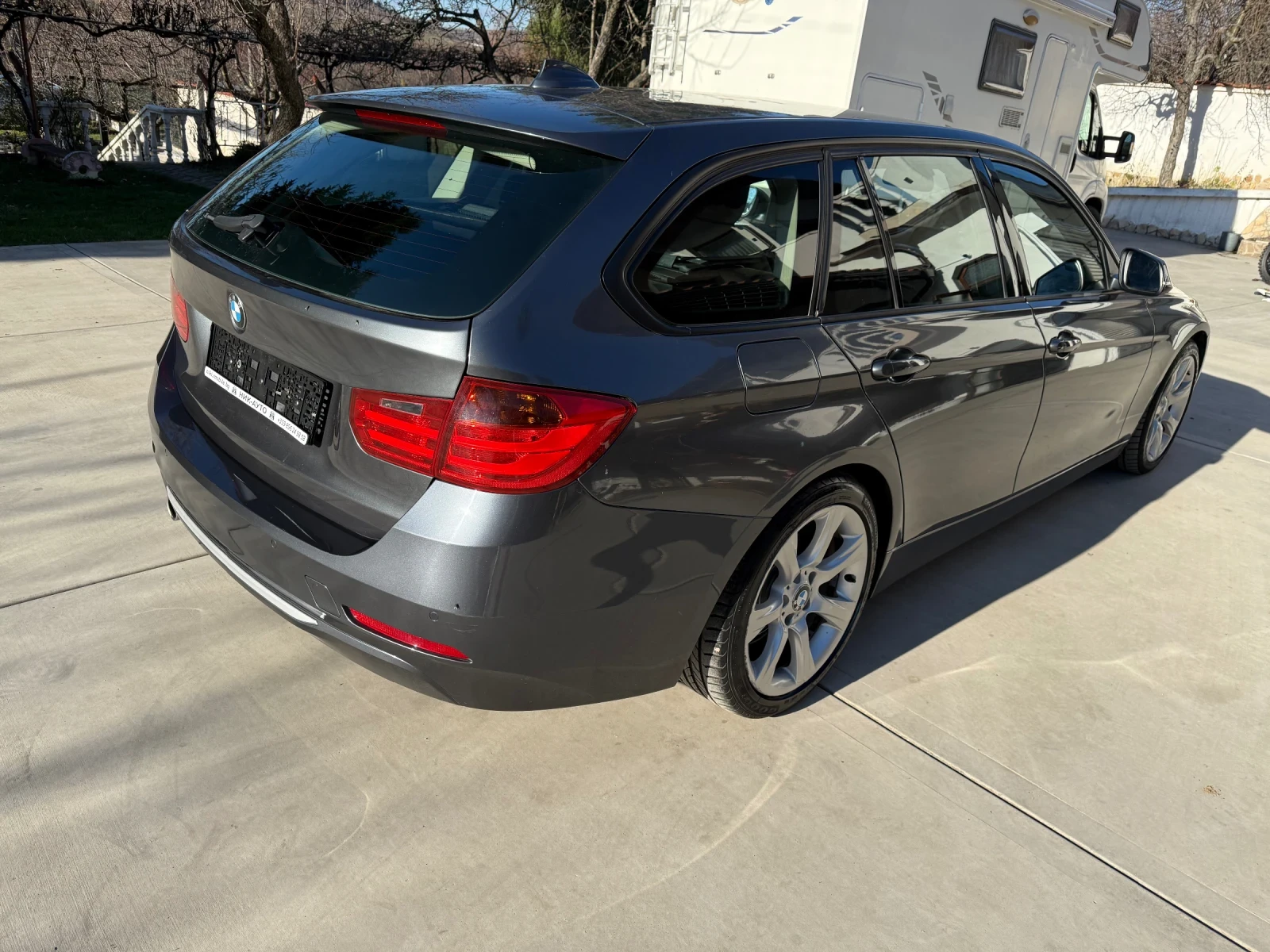 BMW 320 d* 184�.�.���������* Navi*  | Mobile.bg � ����������� 3
