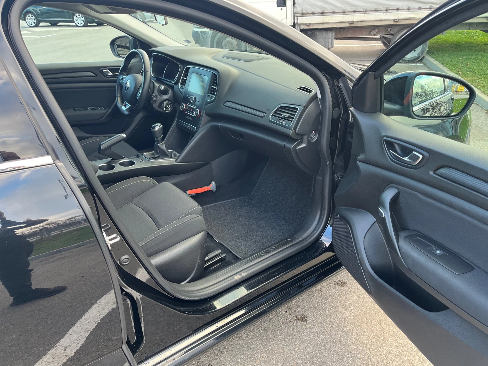 Renault Megane 1.5dci EURO6 NAVI LED | Mobile.bg � ����������� 13