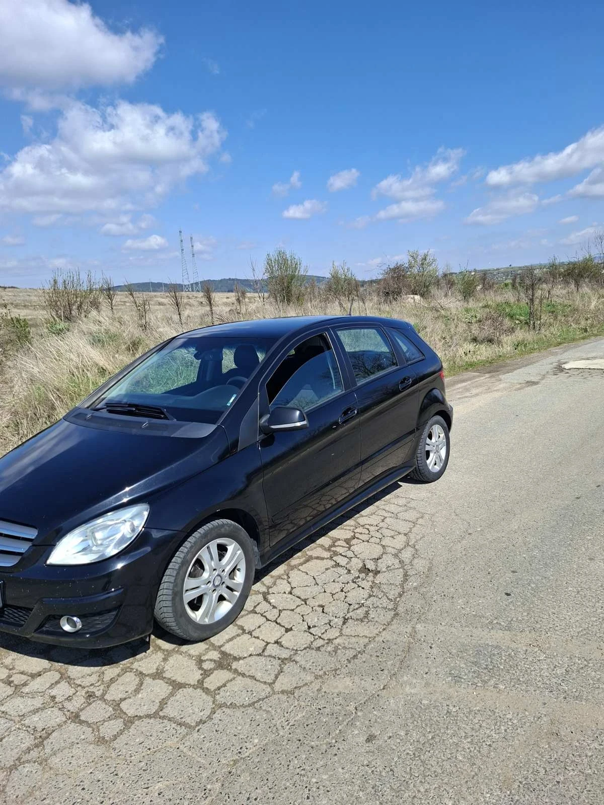 Mercedes-Benz B 180, снимка 2 - Автомобили и джипове - 54230557