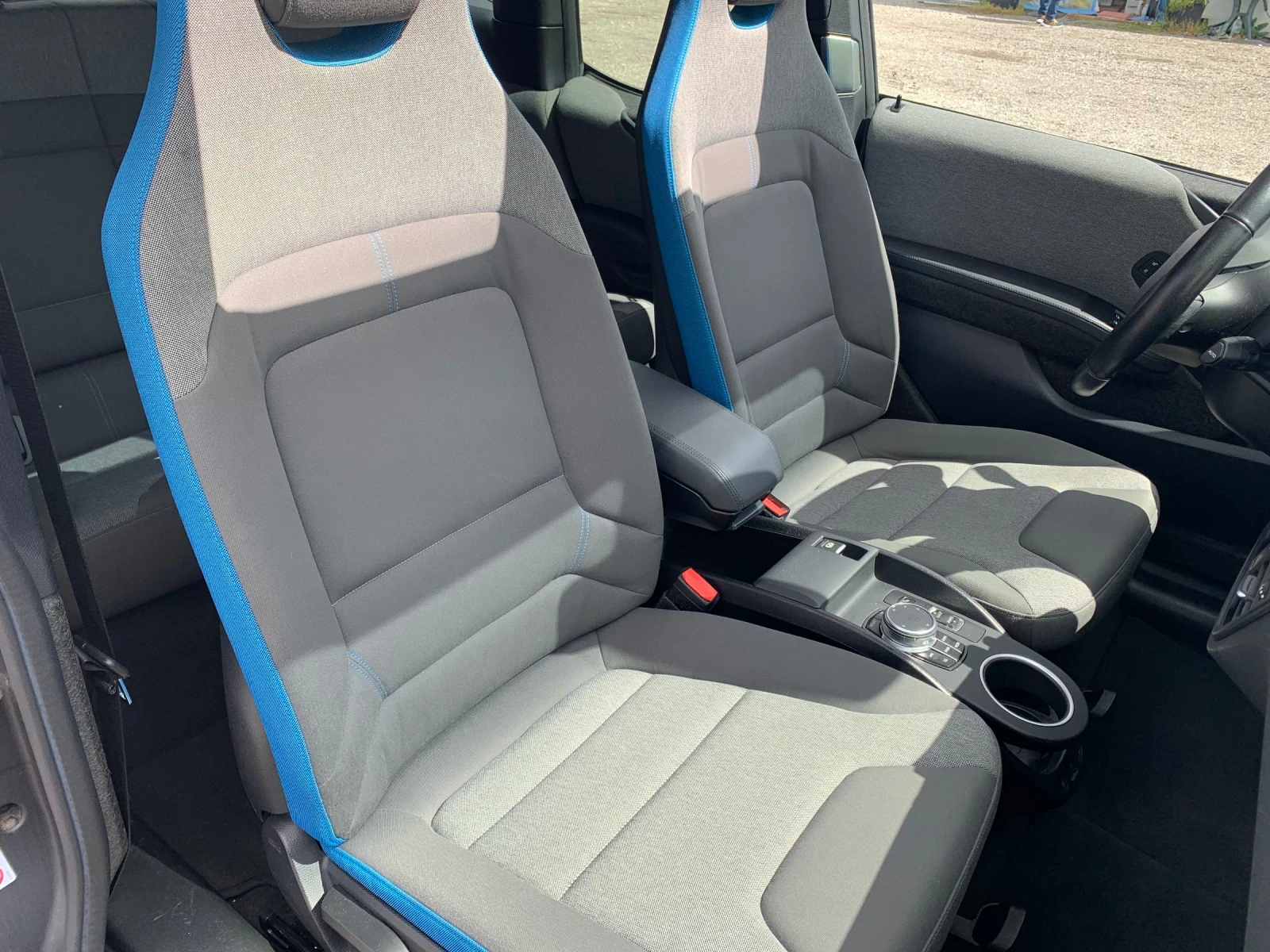 BMW i3 94ah* REX* Серв.Ист.БМВ ГЕРМАНИЯ, снимка 16 - Автомобили и джипове - 54235578