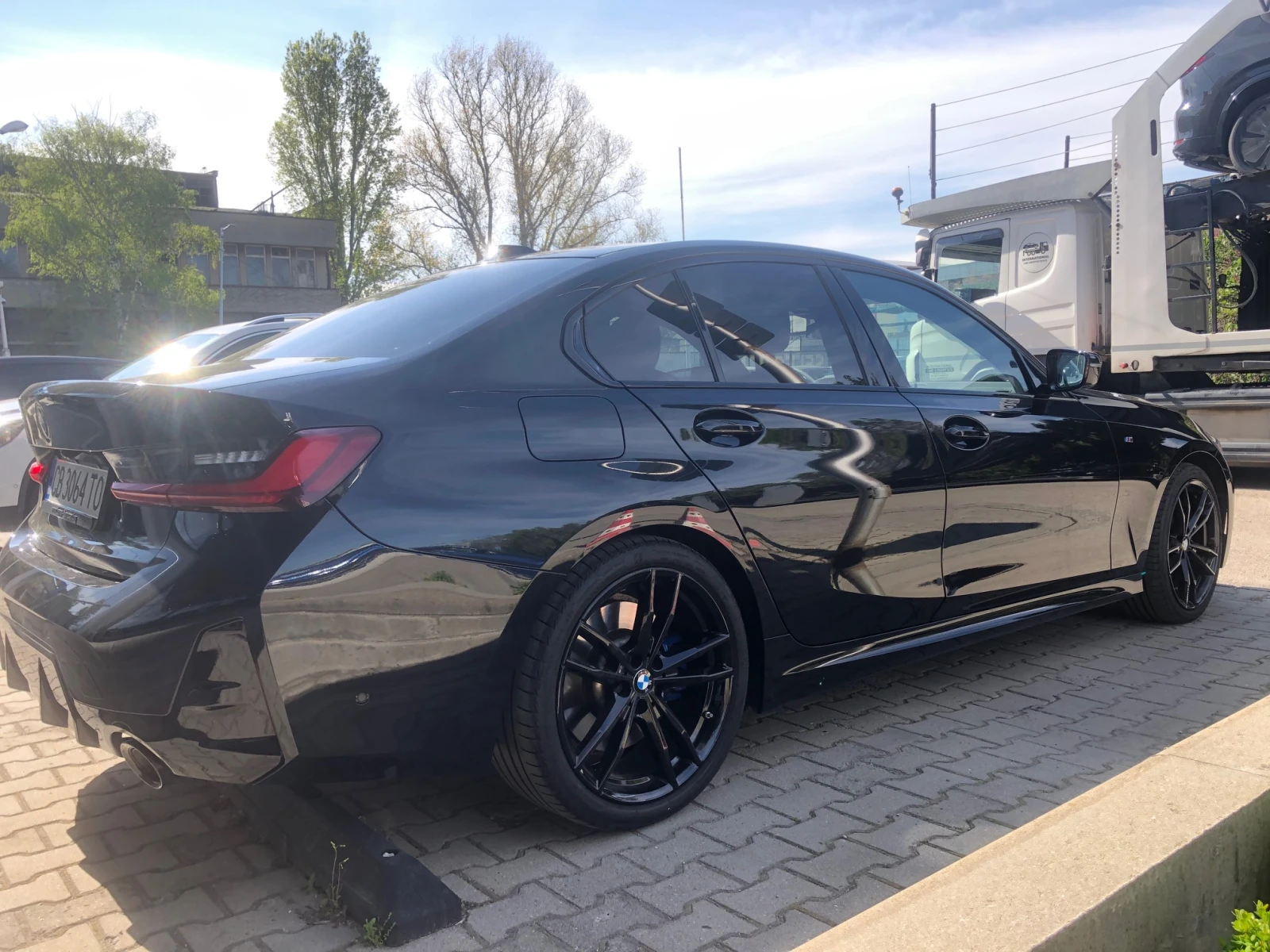 BMW 320 xDrive М Paket Facelift, снимка 6 - Автомобили и джипове - 54300735