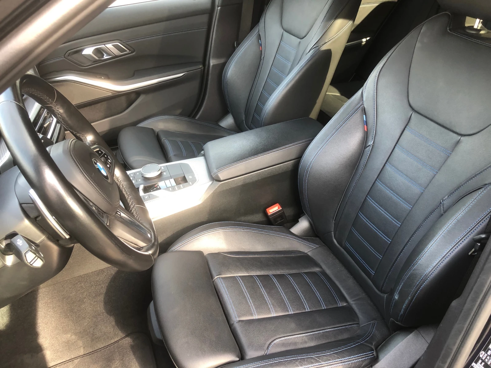 BMW 320 xDrive М Paket Facelift, снимка 9 - Автомобили и джипове - 54300735