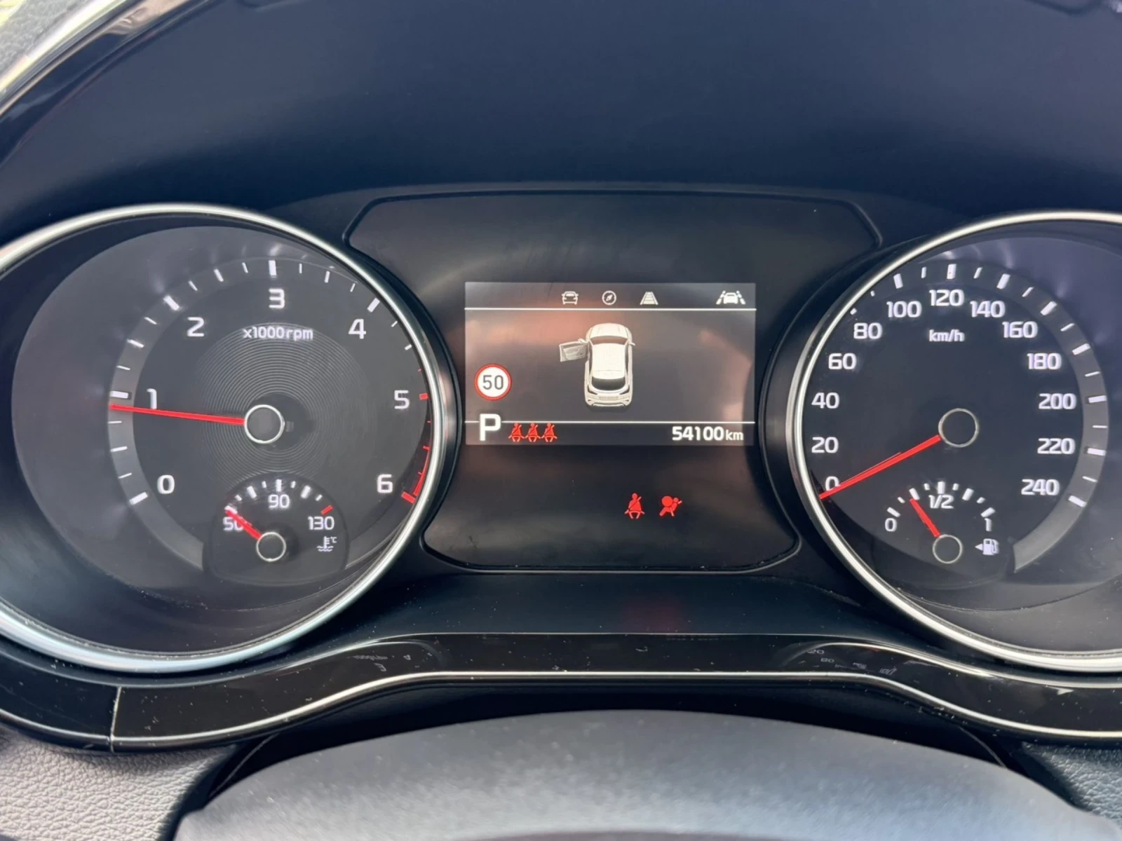 Kia XCeed, снимка 10 - Автомобили и джипове - 54562107