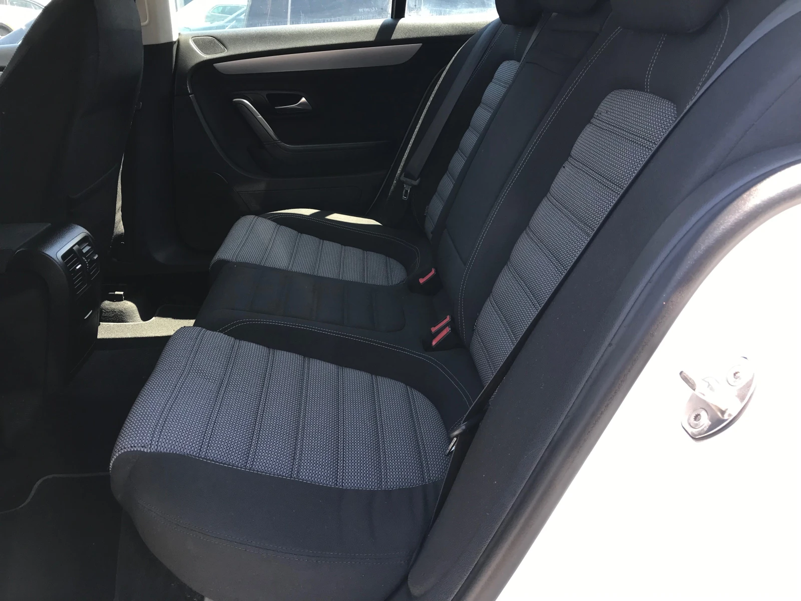 VW CC 2.0TDi-140kc.-6ck.face, снимка 12 - Автомобили и джипове - 54791043