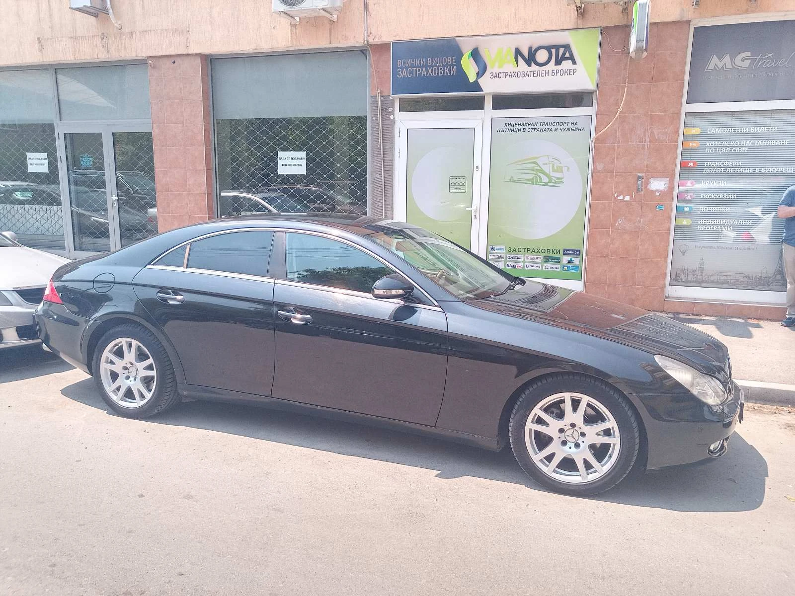 Mercedes-Benz CLS 320 10000, снимка 10 - Автомобили и джипове - 55118831