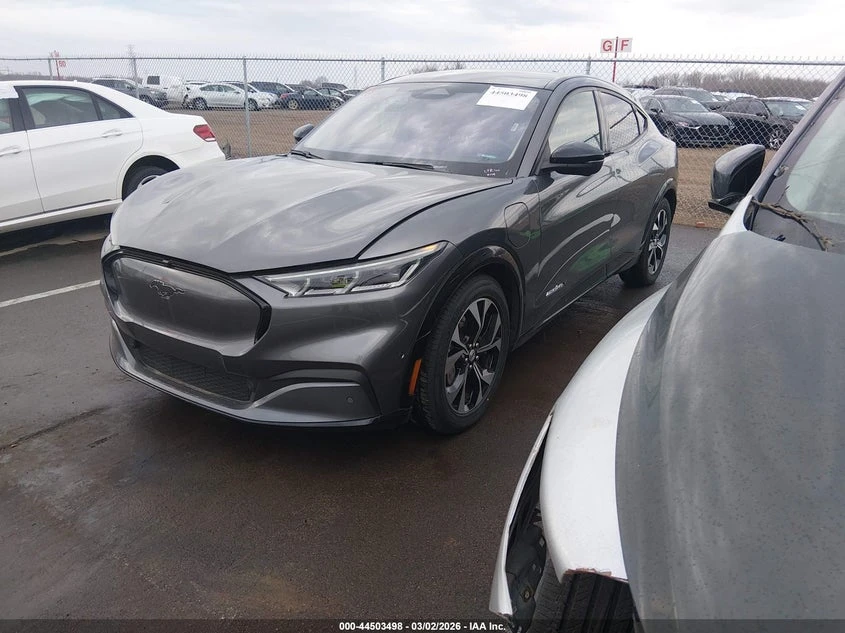 Ford Mustang Mach-E Premium, снимка 2 - Автомобили и джипове - 55288848