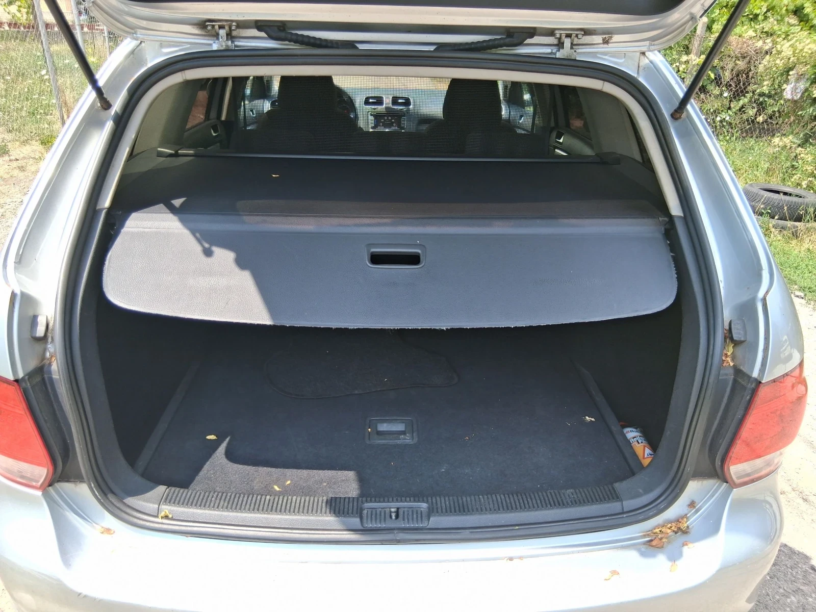 VW Golf Variant 1.6тди 105коня Автопилот Климатроник , снимка 8 - Автомобили и джипове - 55313313
