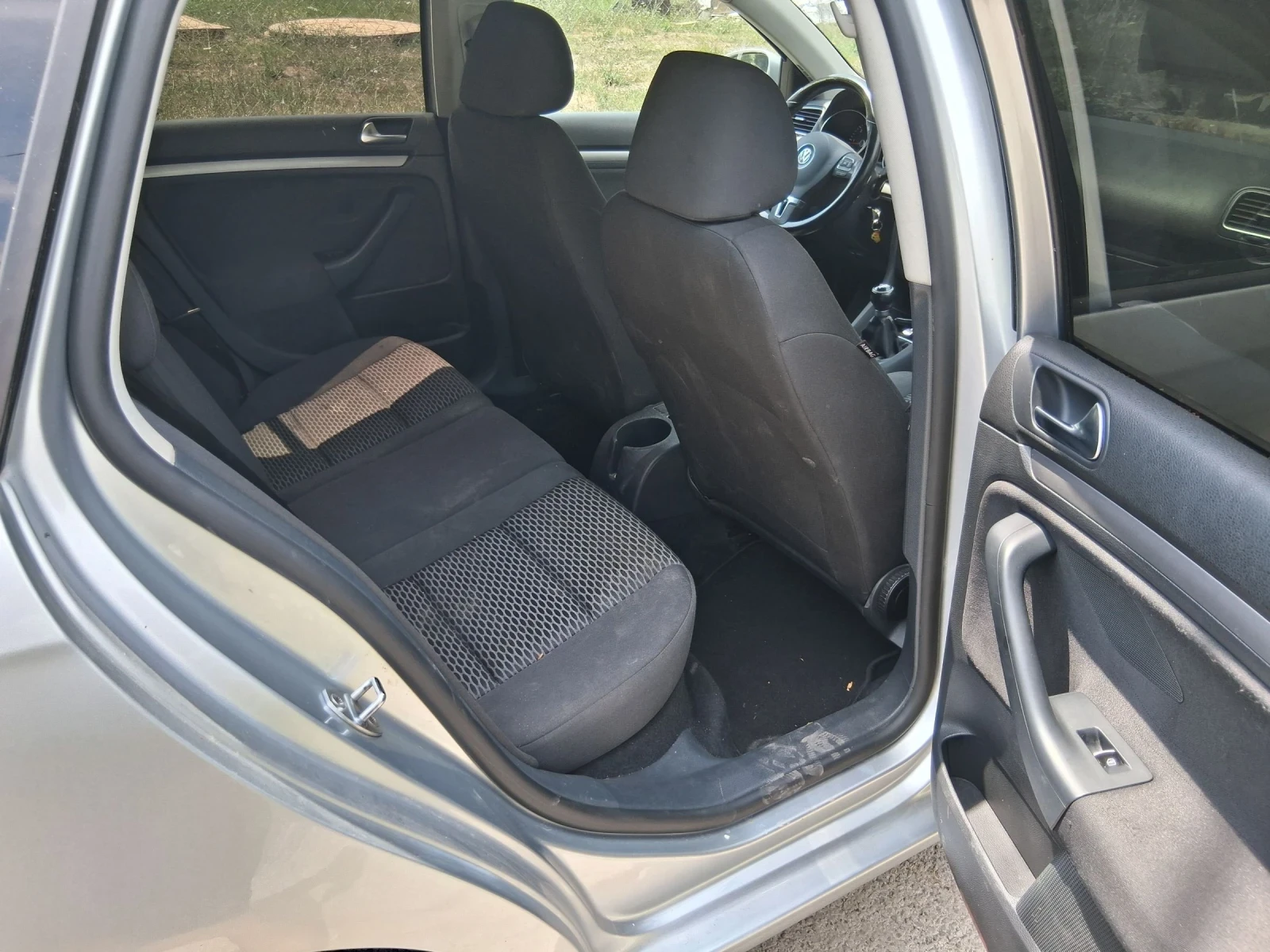 VW Golf Variant 1.6тди 105коня Автопилот Климатроник , снимка 7 - Автомобили и джипове - 55313313