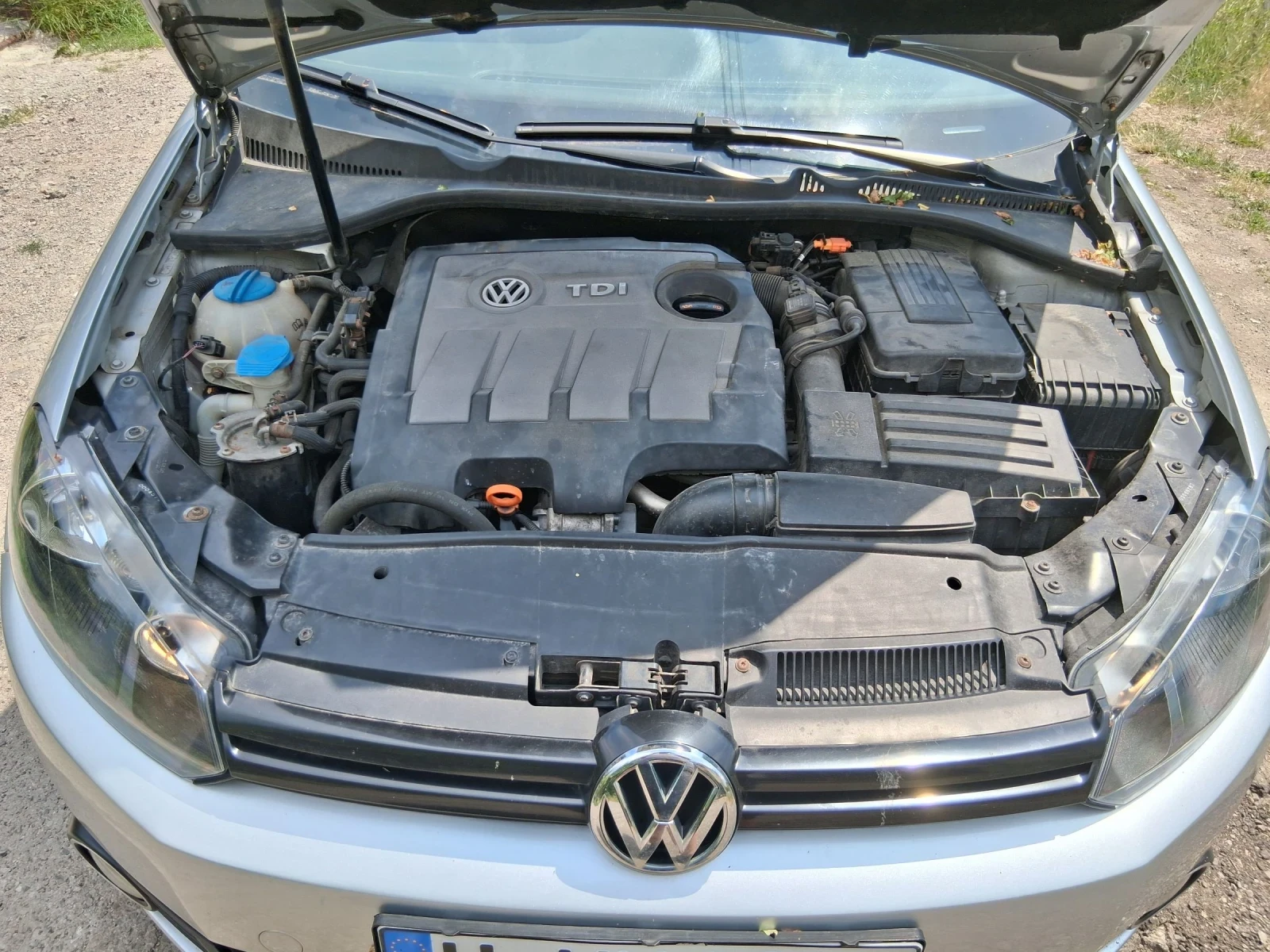 VW Golf Variant 1.6тди 105коня Автопилот Климатроник , снимка 9 - Автомобили и джипове - 55313313