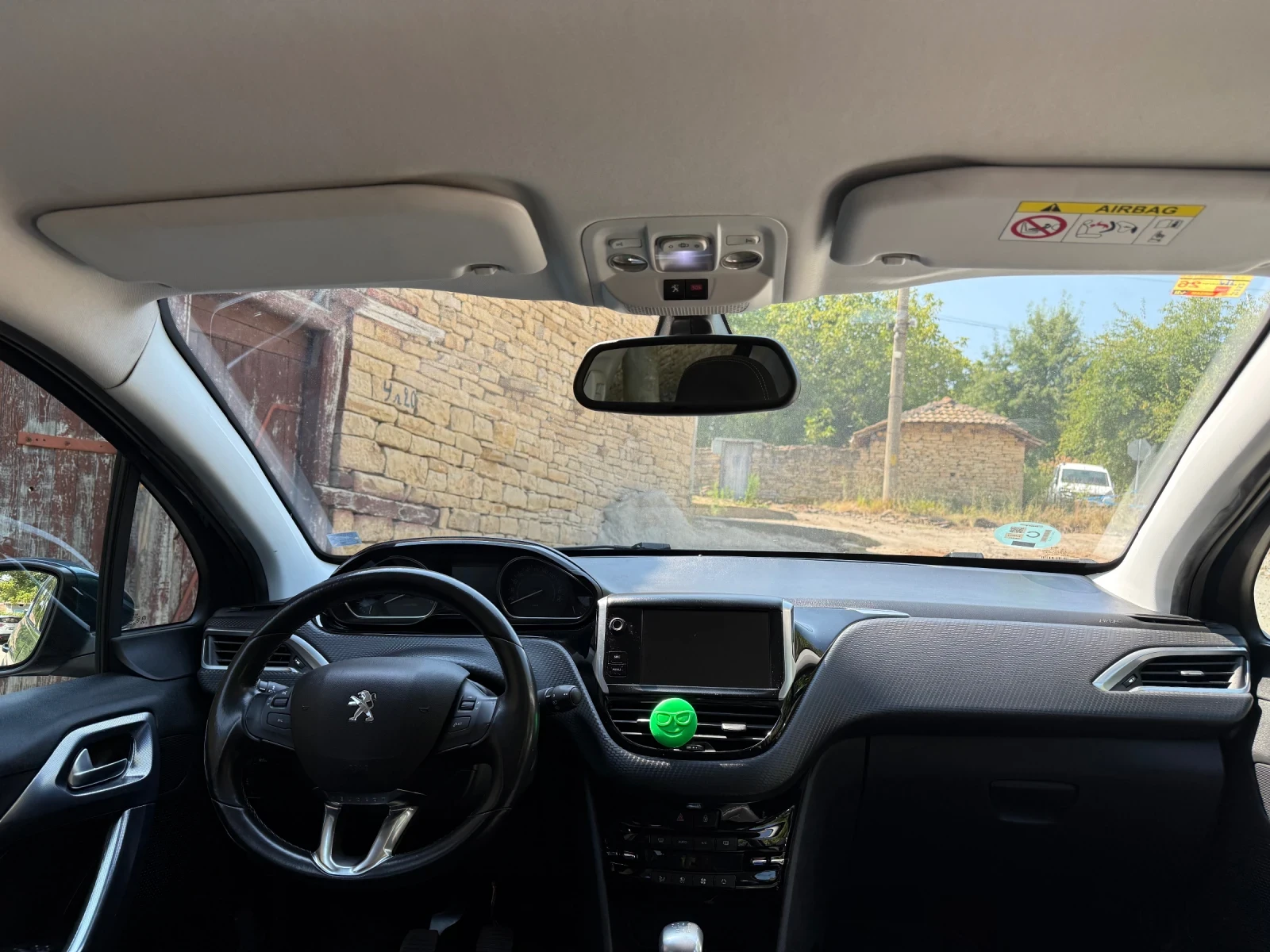 Peugeot 2008 1.6HDI, снимка 14 - Автомобили и джипове - 55556833