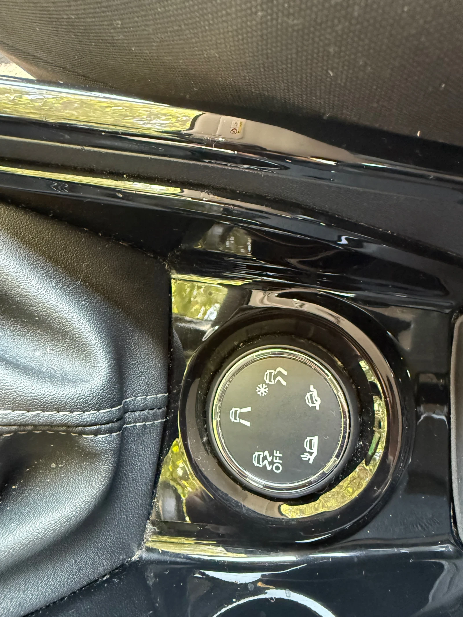Peugeot 2008 1.6HDI, снимка 6 - Автомобили и джипове - 55556833