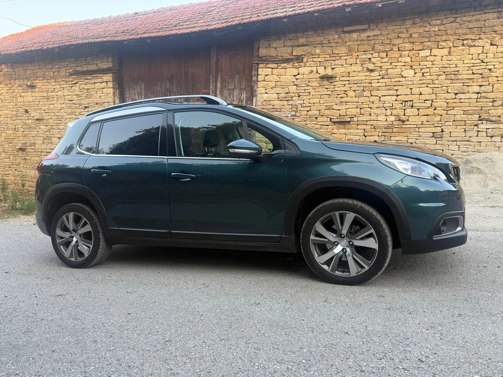 Peugeot 2008 1.6HDI, снимка 4 - Автомобили и джипове - 55556833