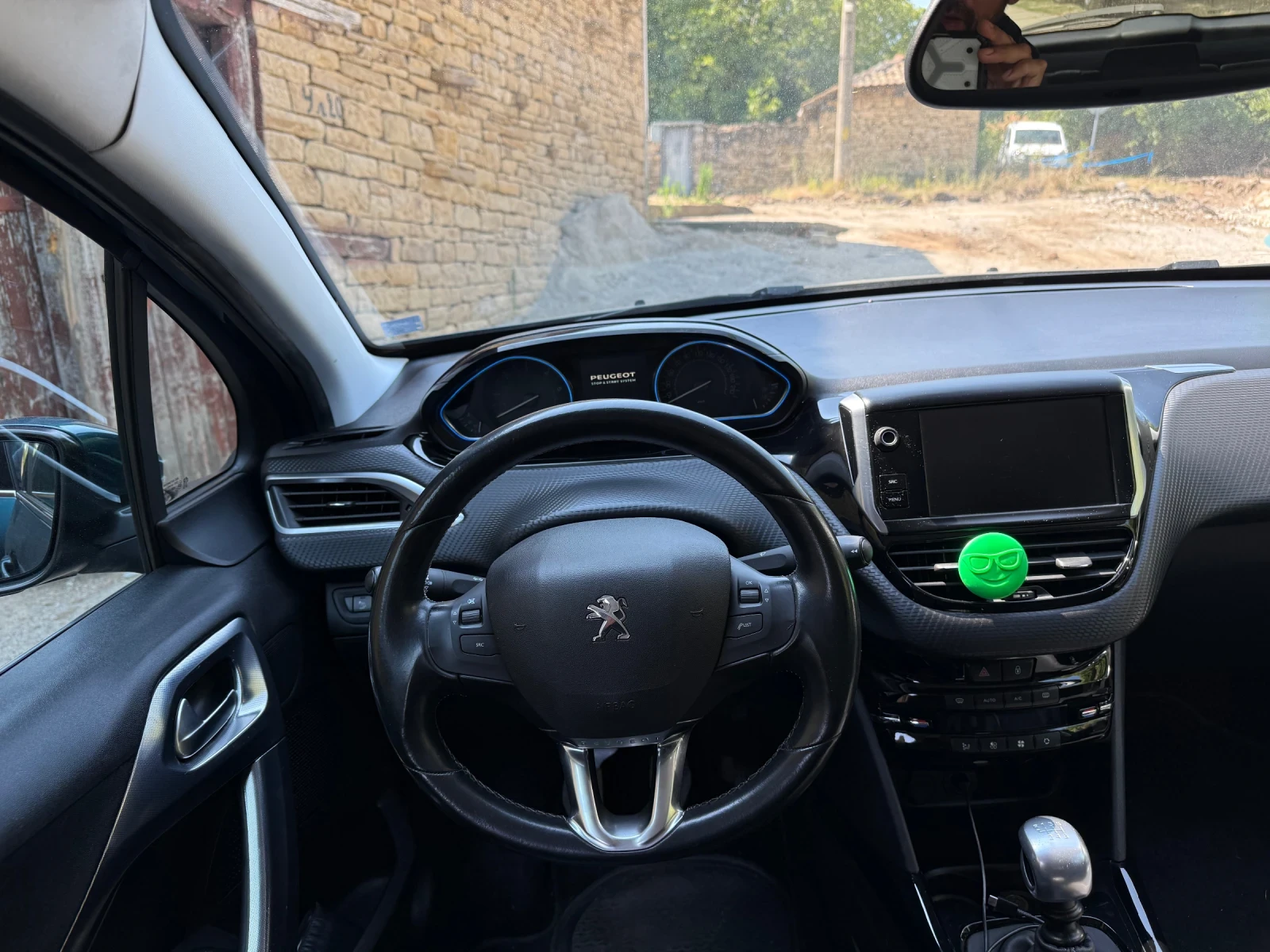 Peugeot 2008 1.6HDI, снимка 11 - Автомобили и джипове - 55556833