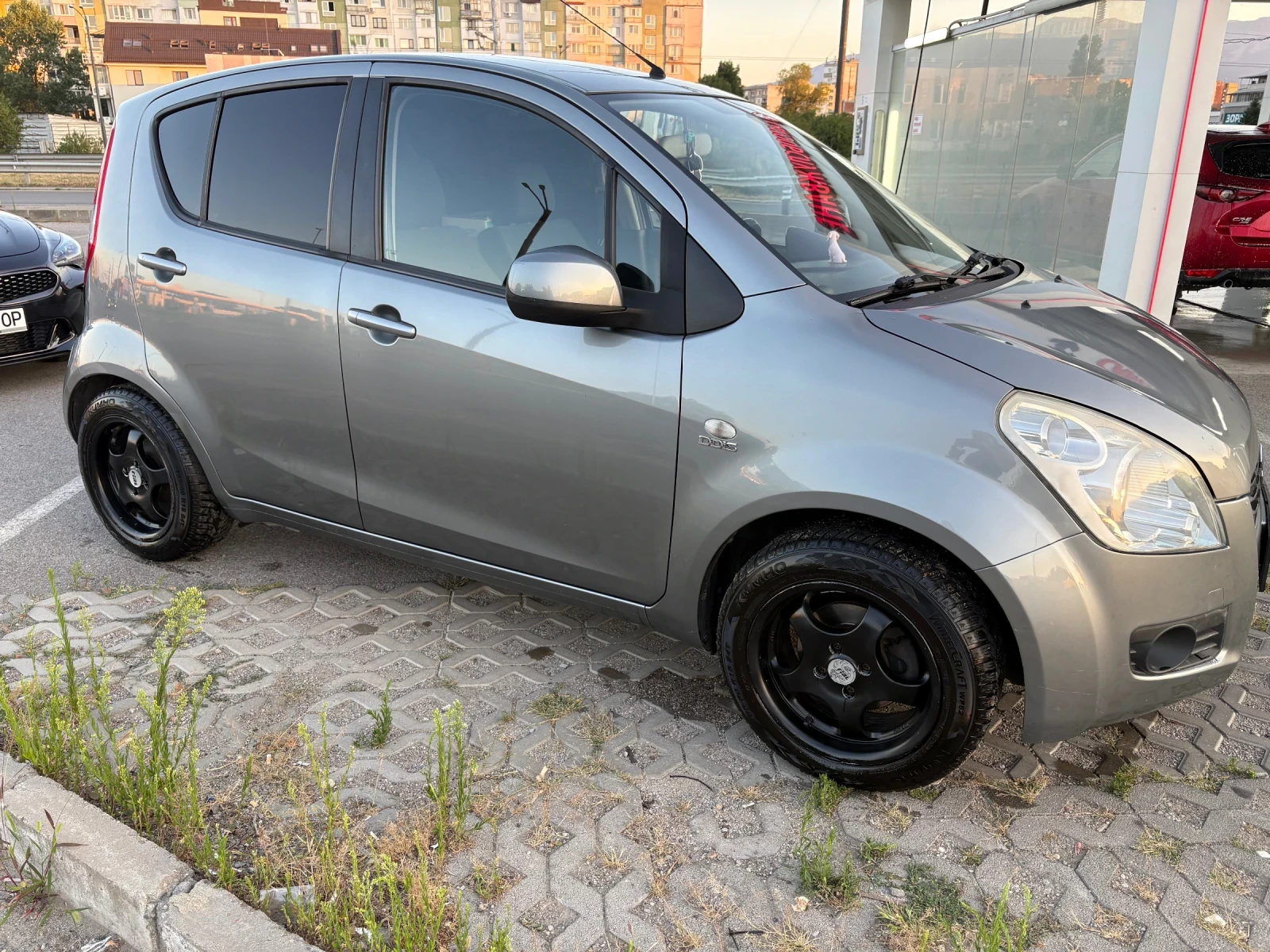 Suzuki Splash, снимка 4 - Автомобили и джипове - 55674324