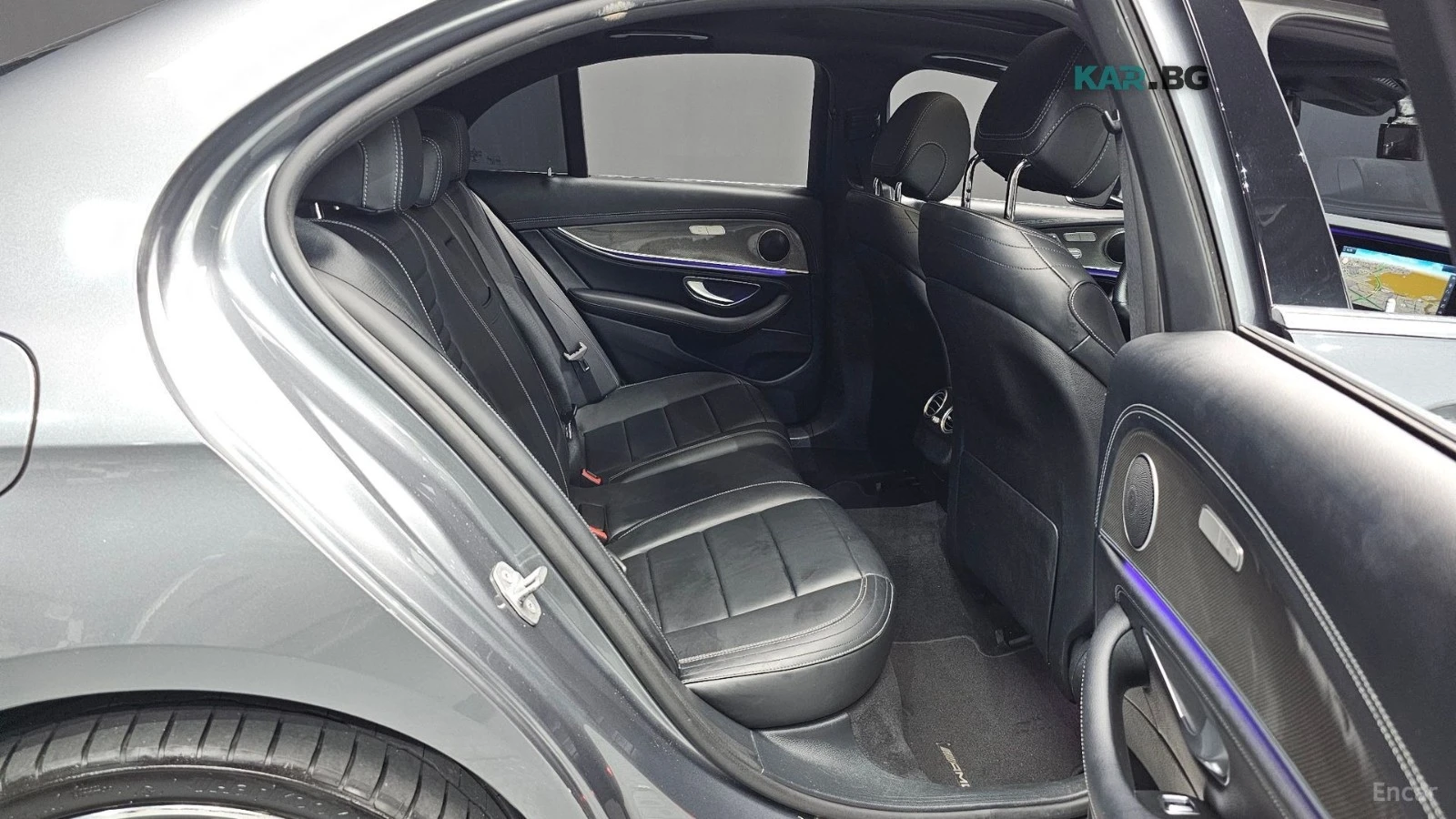 Mercedes-Benz E 300 4MATIC/AMG-LINE/DRIVE-ASSISTS/SUNROOF, снимка 15 - Автомобили и джипове - 55841925