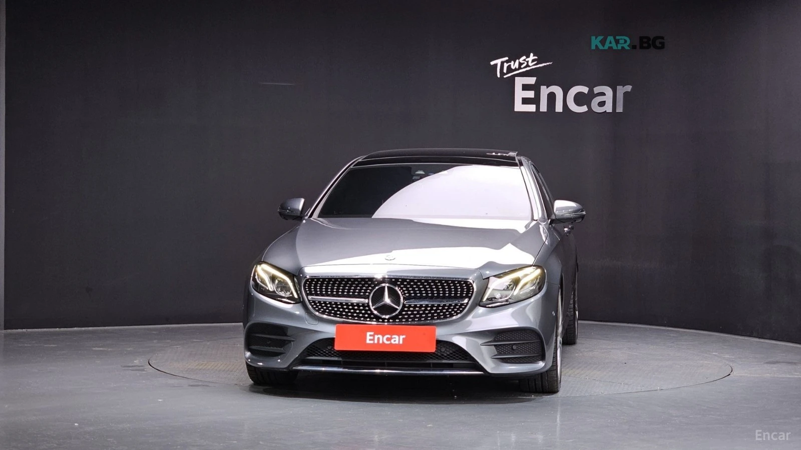 Mercedes-Benz E 300 4MATIC/AMG-LINE/DRIVE-ASSISTS/SUNROOF, снимка 2 - Автомобили и джипове - 55841925
