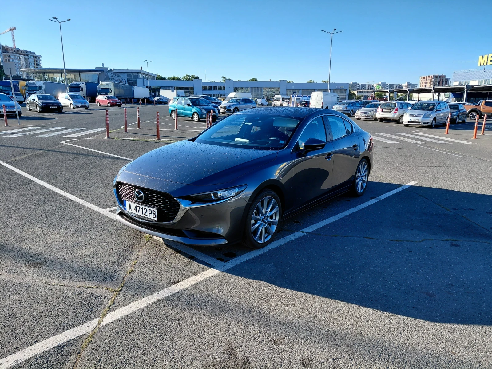 Mazda 3 М-хибрид, Гаранционна, снимка 2 - Автомобили и джипове - 55991356