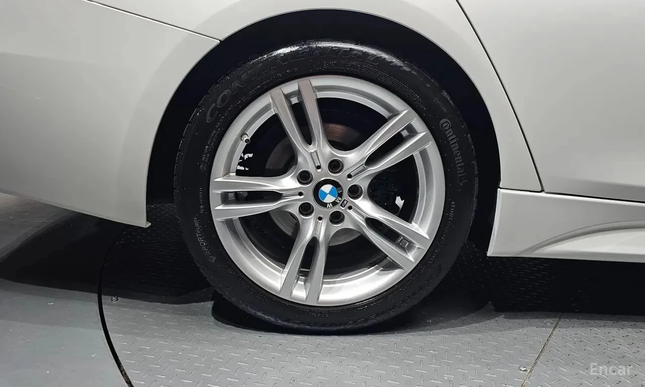 BMW 330, снимка 5 - Автомобили и джипове - 56715091