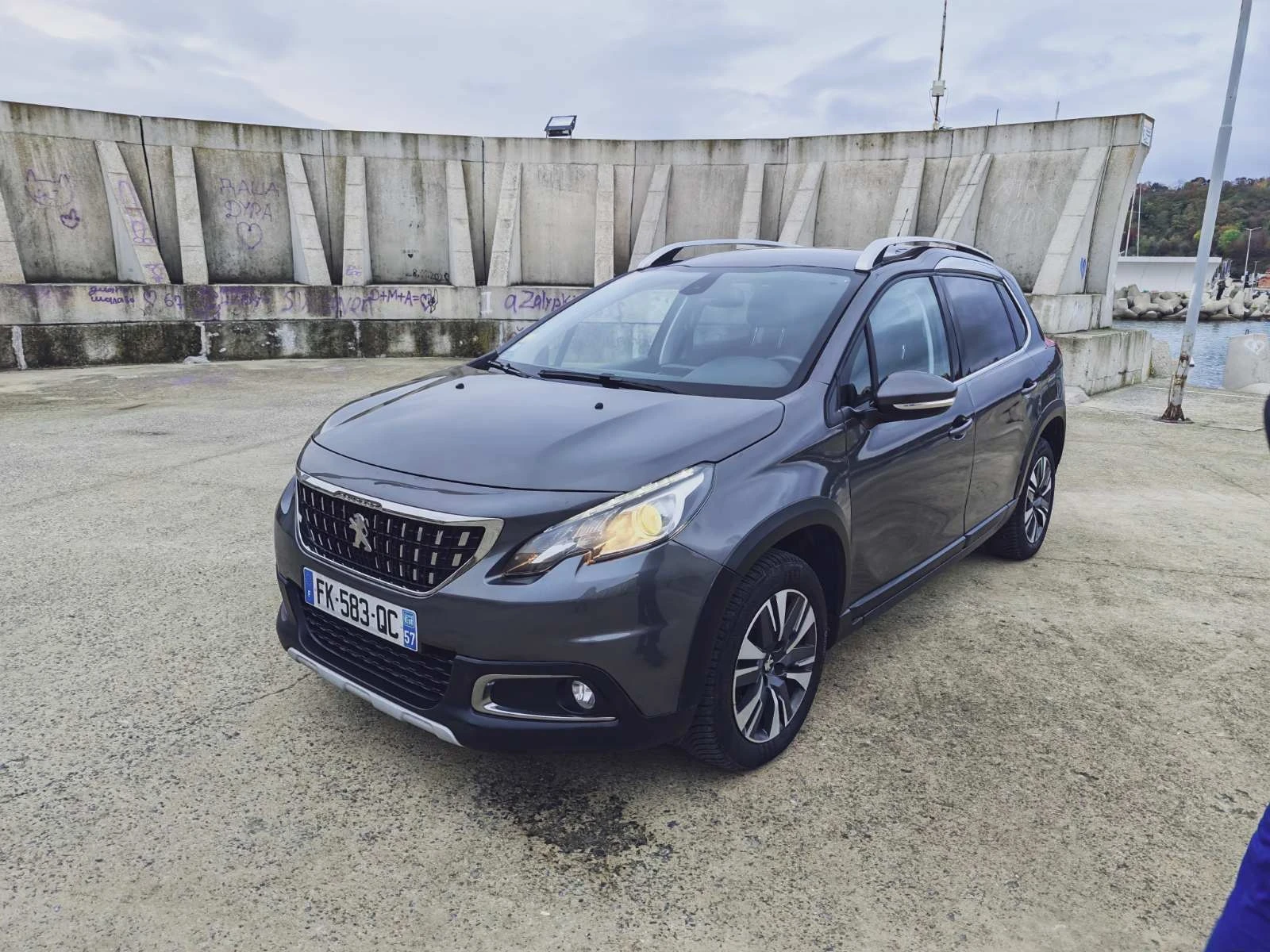 Peugeot 2008 1.5 Blue-HDi Allure, снимка 10 - Автомобили и джипове - 56738976