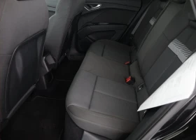 Audi Q4 e-tron 35, снимка 10