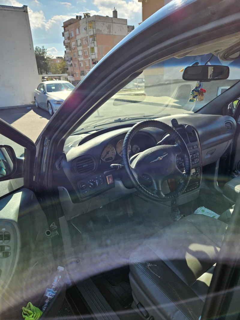Chrysler Gr.voyager 2.8CDI, снимка 9 - Автомобили и джипове - 52893715