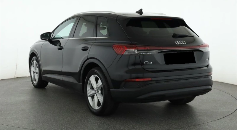 Audi Q4 e-tron 35, снимка 3 - Автомобили и джипове - 52688532
