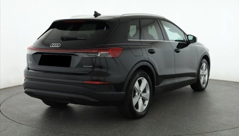 Audi Q4 e-tron 35, снимка 4 - Автомобили и джипове - 52688532