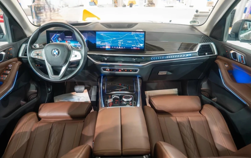 BMW X7 xDrive40i, снимка 5 - Автомобили и джипове - 52739948