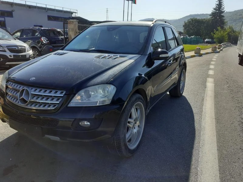 Mercedes-Benz ML 320 3.2b, снимка 2 - Автомобили и джипове - 35782809