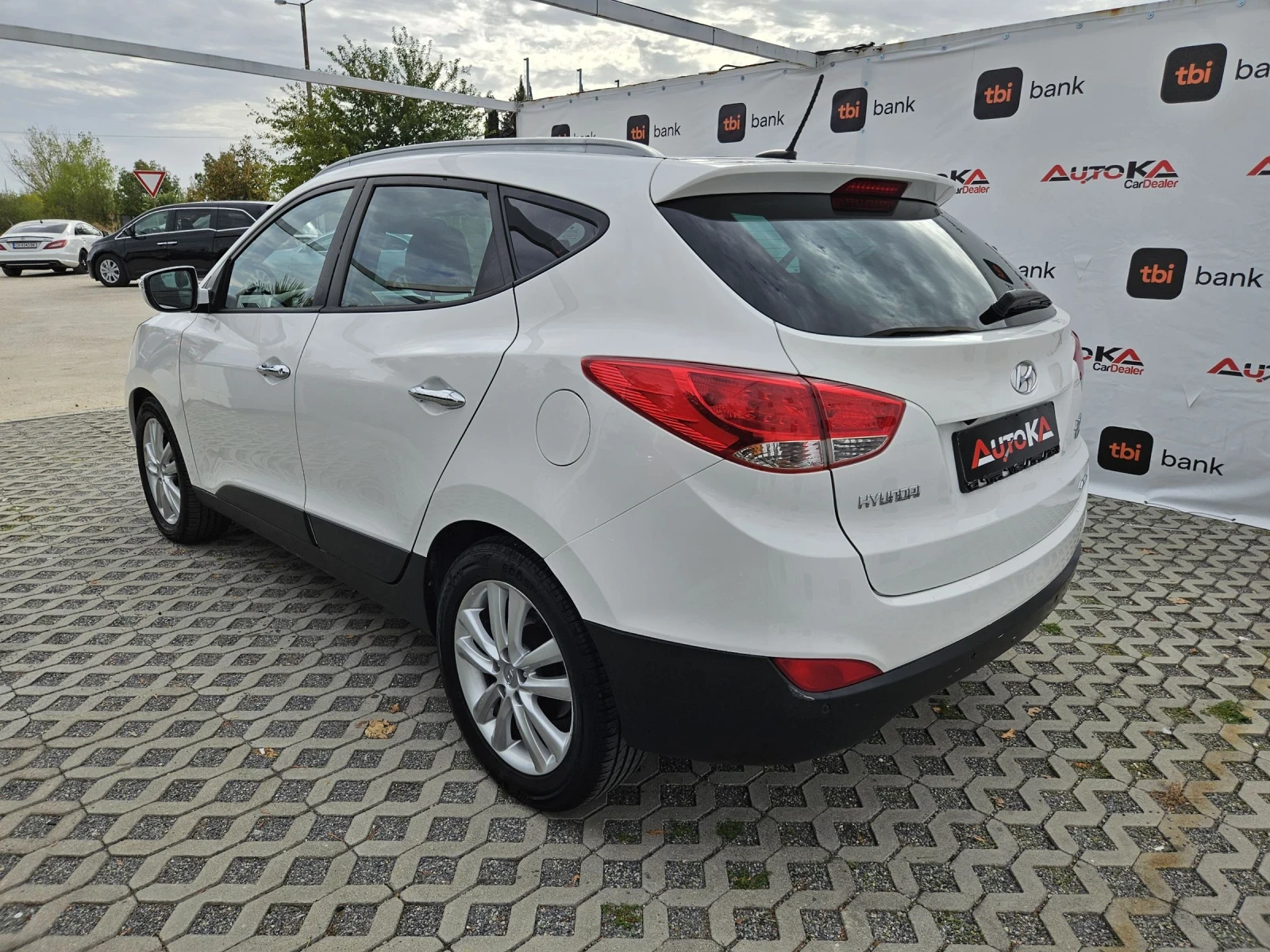 Hyundai IX35 2.0CRDI-184кс= 4х4= АВТОМАТ= ПАНОРАМА= КАМЕРА - изображение 5