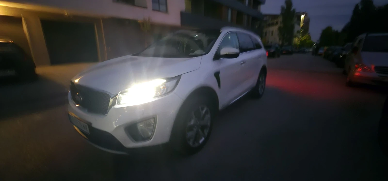 Kia Sorento  AWD 2.2.Limited Edition, PLATINUM  - изображение 3