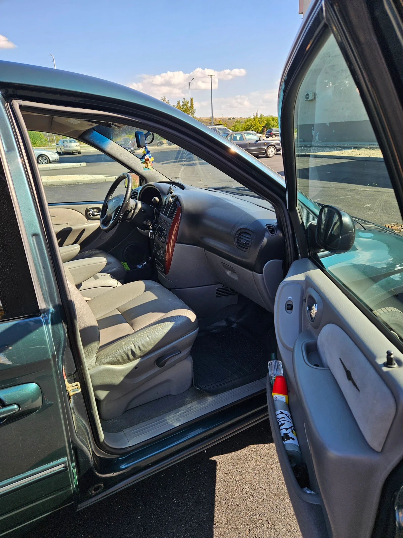 Chrysler Gr.voyager 2.8CDI - изображение 7